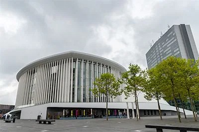 卢森堡爱乐音乐厅购入庄闲和游戏RIVAGE PM10数字混音系统